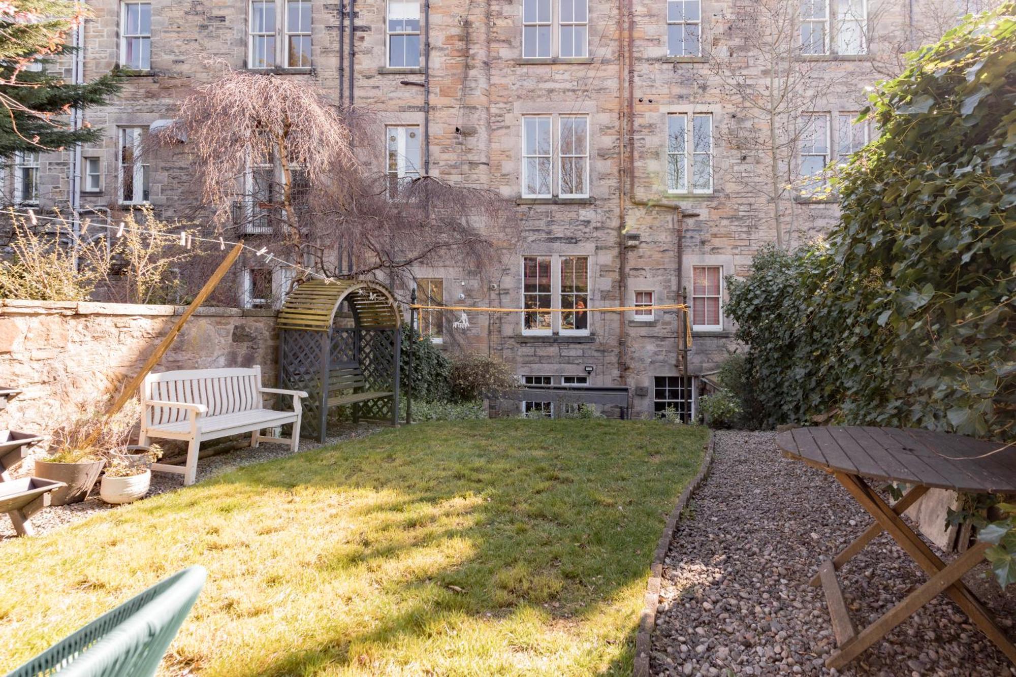 Ferienwohnung Beautiful & Bright 2Bd Flat - Haymarket Edinburgh Exterior foto